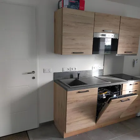 Maison Individuelle Neuve Plein Pied Avec Terrasse Et Jardin Clos 10minutes A Pied De La *