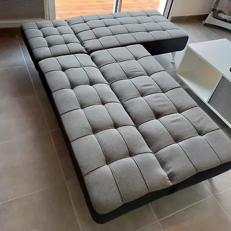 Maison Individuelle Neuve Plein Pied Avec Terrasse Et Jardin Clos 10minutes A Pied De La 펜션