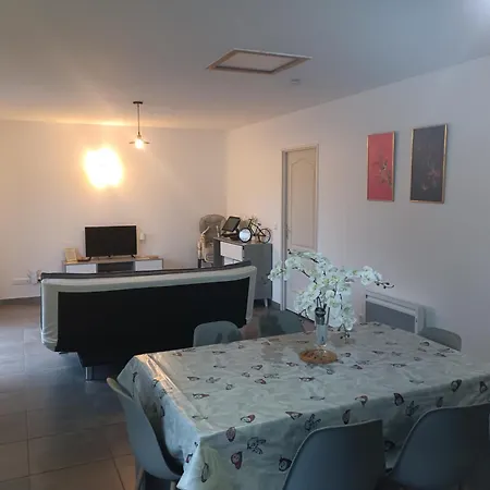 펜션 Maison Individuelle Neuve Plein Pied Avec Terrasse Et Jardin Clos 10minutes A Pied De La 퀴베르빌